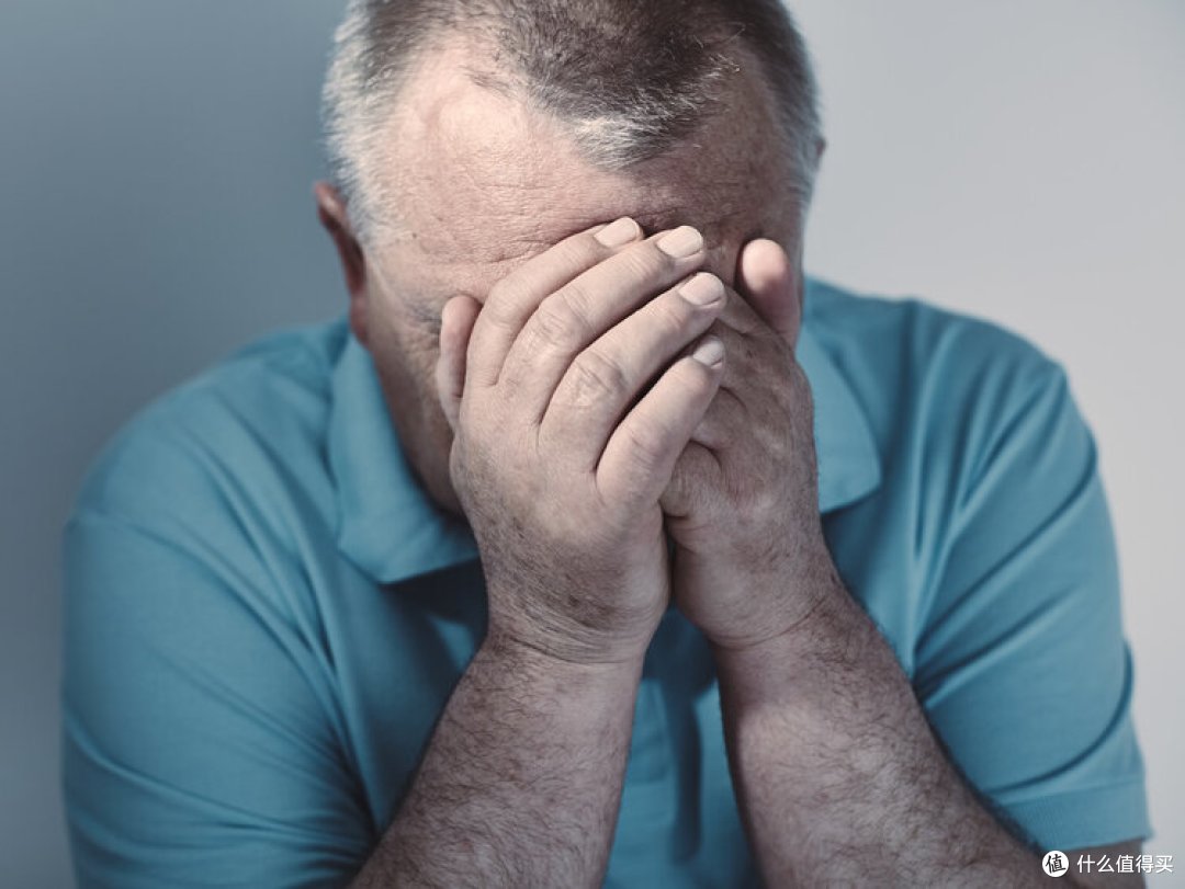 奉劝男性：常做的5个行为，正悄悄摧毁前列腺！别太放纵了