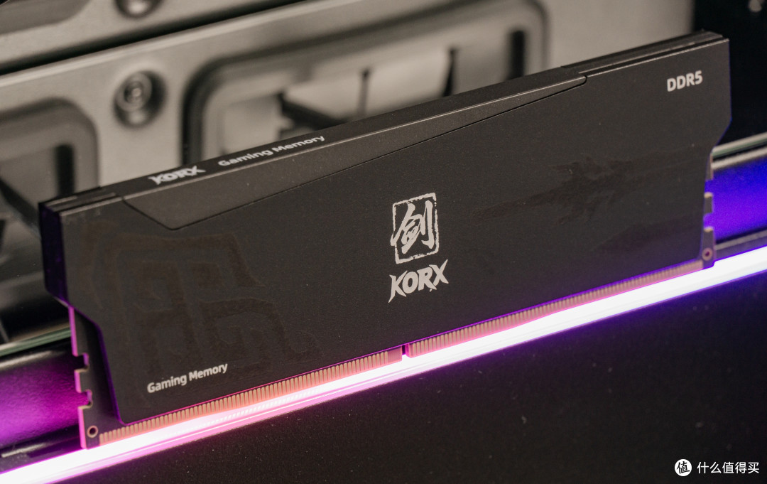 突破8.2Ghz! 并非海力士? 酷芯客“剑客”DDR5超频体验