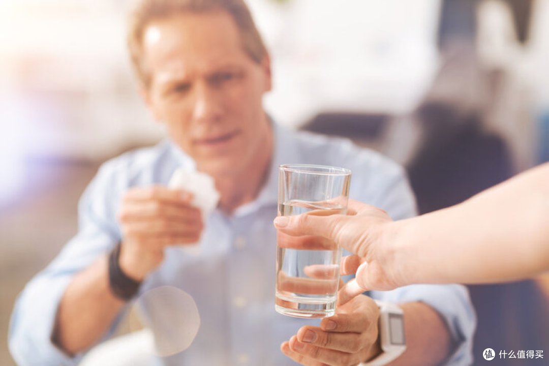 伏诺拉生和奥美拉唑怎么选?反酸严重时差别在哪