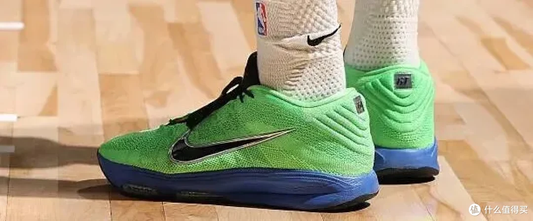 【NBA每日上脚】正代哑火！最帅詹姆斯配色是支线？