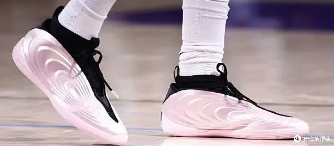 【NBA每日上脚】正代哑火！最帅詹姆斯配色是支线？