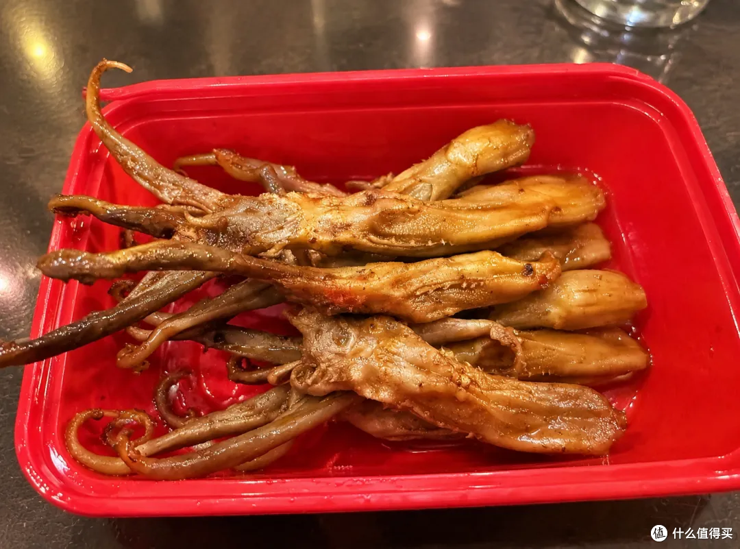 绝味鸭舌,15年爱恨交织,品恨海情天