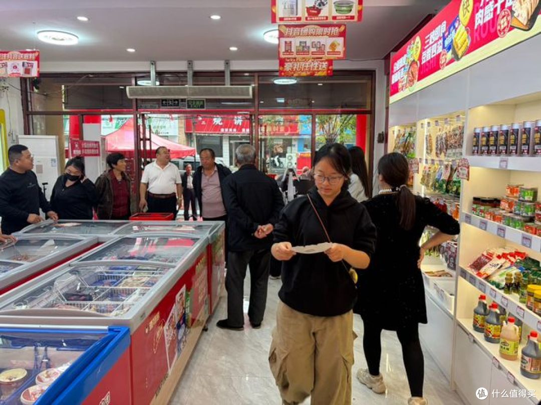 居家涮锅需求持续释放,社区火锅食材赛道展现市场空间