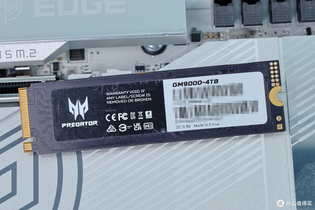 RTX5080 HOF Extreme+270K+4T+48G，预算3.3W+的全白海景房主机