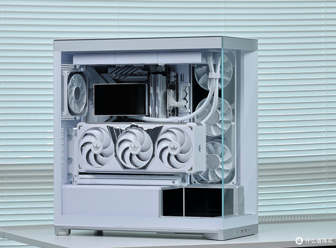 RTX5080 HOF Extreme+270K+4T+48G，预算3.3W+的全白海景房主机