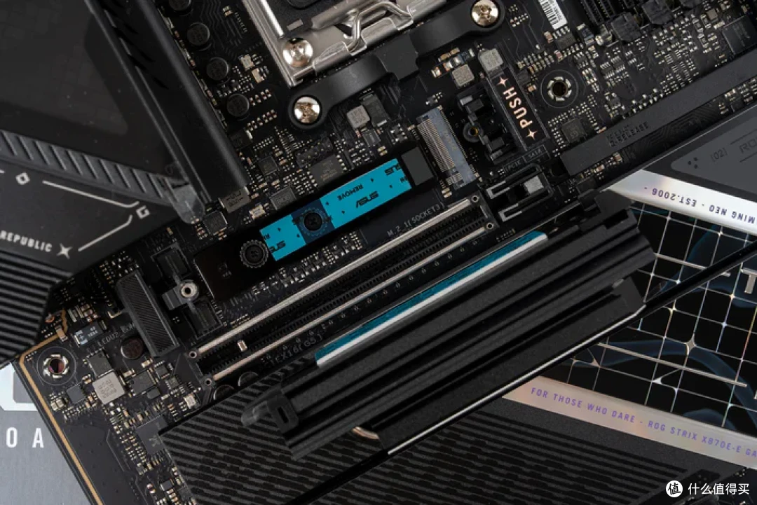 酷冷至尊HAFII500+华硕STRIX X870E-E NEO+索泰RTX5080AMP装机
