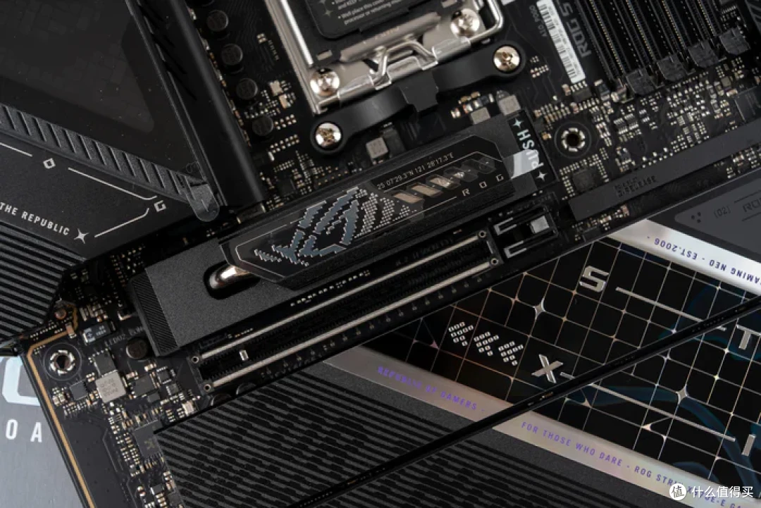 酷冷至尊HAFII500+华硕STRIX X870E-E NEO+索泰RTX5080AMP装机