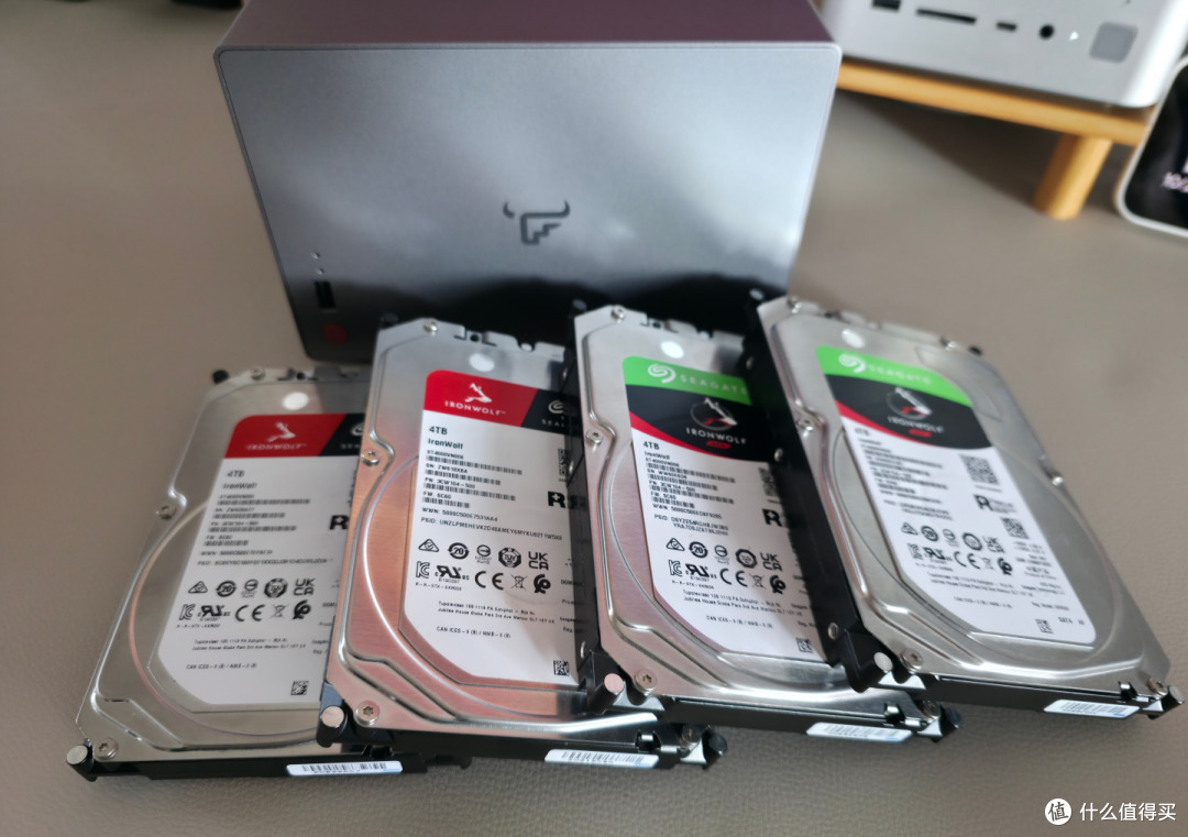 真•生产力神器!2026最能打的NAS小钢炮,飞牛EVO4 PRO深度实测