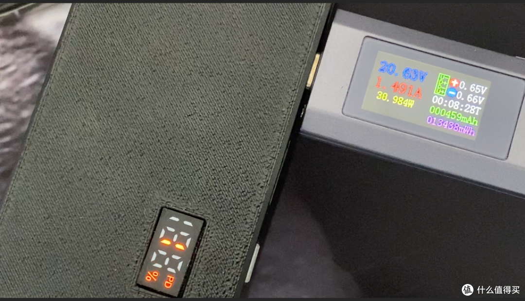 【探长DIY】DIY 标称 100W “土炸弹” 充电宝第四弹完整上电实测