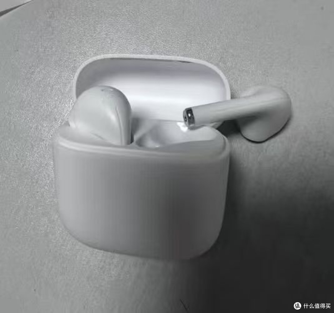 倍思蓝牙耳机：轻巧高颜值，音质续航双在线