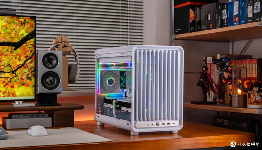 七彩虹iGame Z890M ULTRA W+索泰RTX5070天启+乔思伯D33装机展示