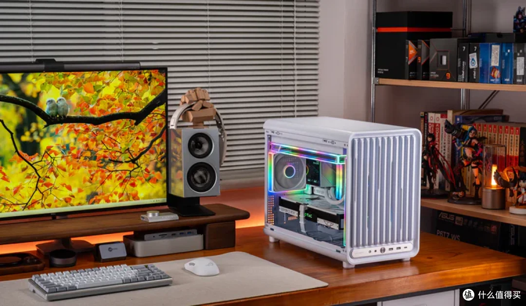 七彩虹iGame Z890M ULTRA W+索泰RTX5070天启+乔思伯D33装机展示