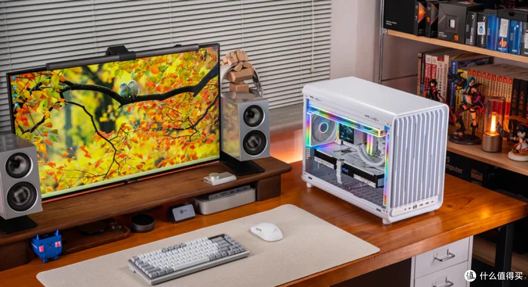 七彩虹iGame Z890M ULTRA W+索泰RTX5070天启+乔思伯D33装机展示