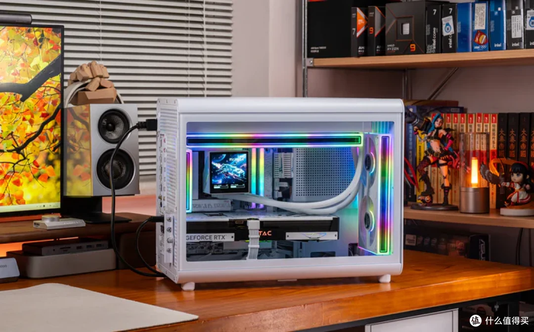 七彩虹iGame Z890M ULTRA W+索泰RTX5070天启+乔思伯D33装机展示