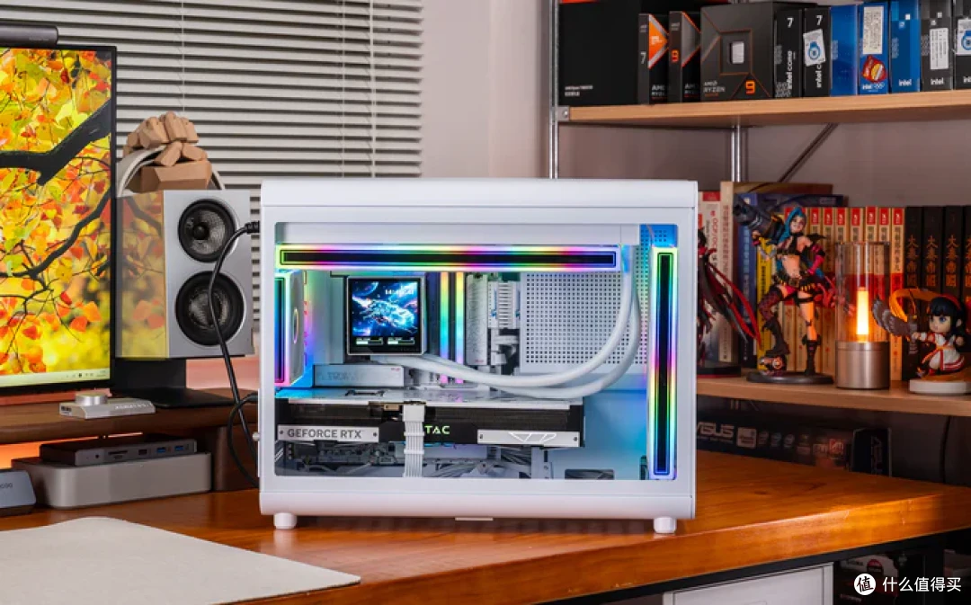 七彩虹iGame Z890M ULTRA W+索泰RTX5070天启+乔思伯D33装机展示