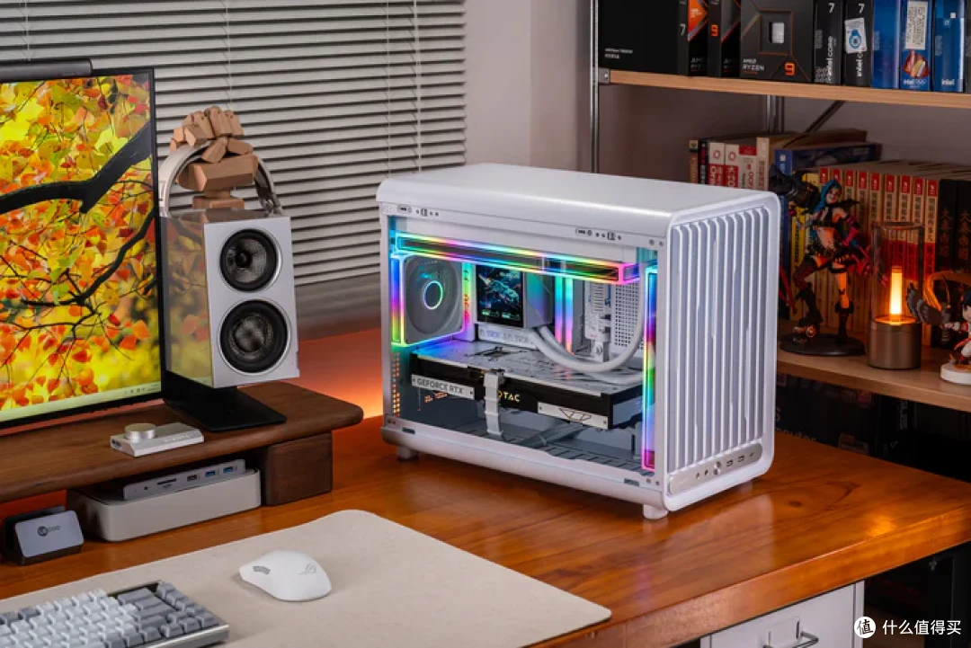 七彩虹iGame Z890M ULTRA W+索泰RTX5070天启+乔思伯D33装机展示