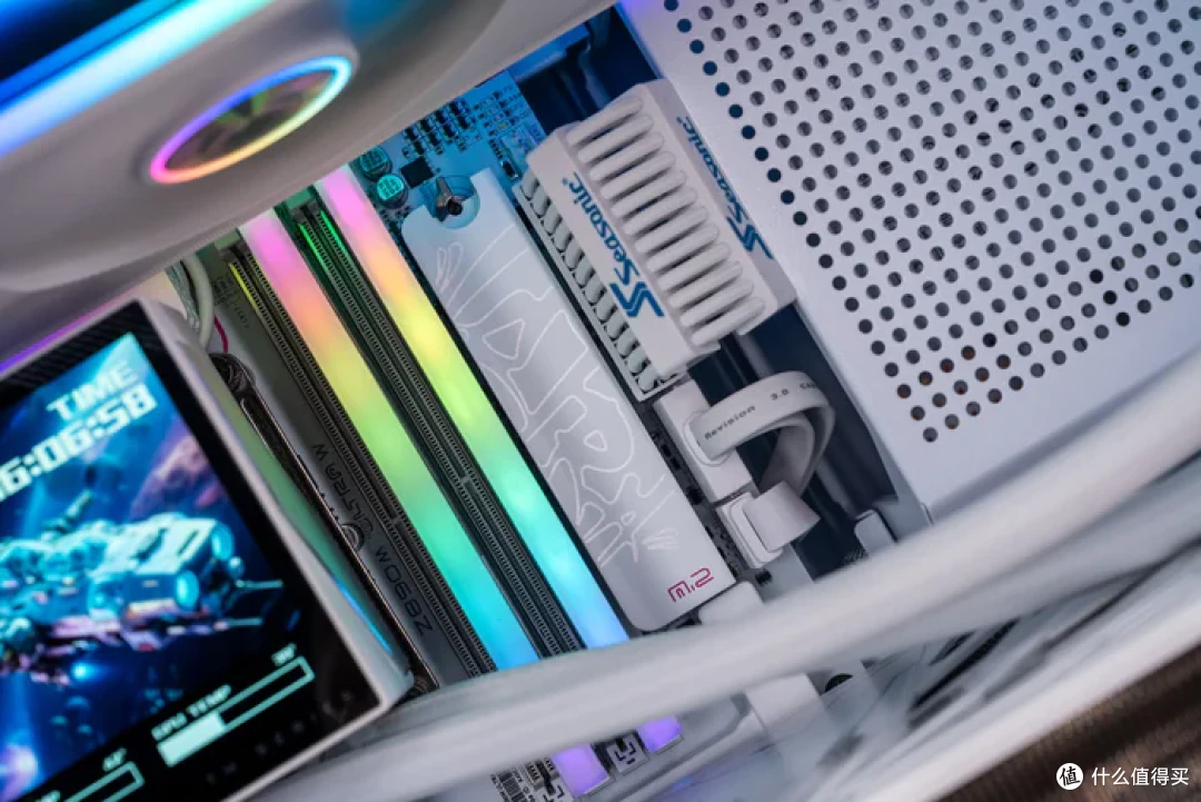 七彩虹iGame Z890M ULTRA W+索泰RTX5070天启+乔思伯D33装机展示