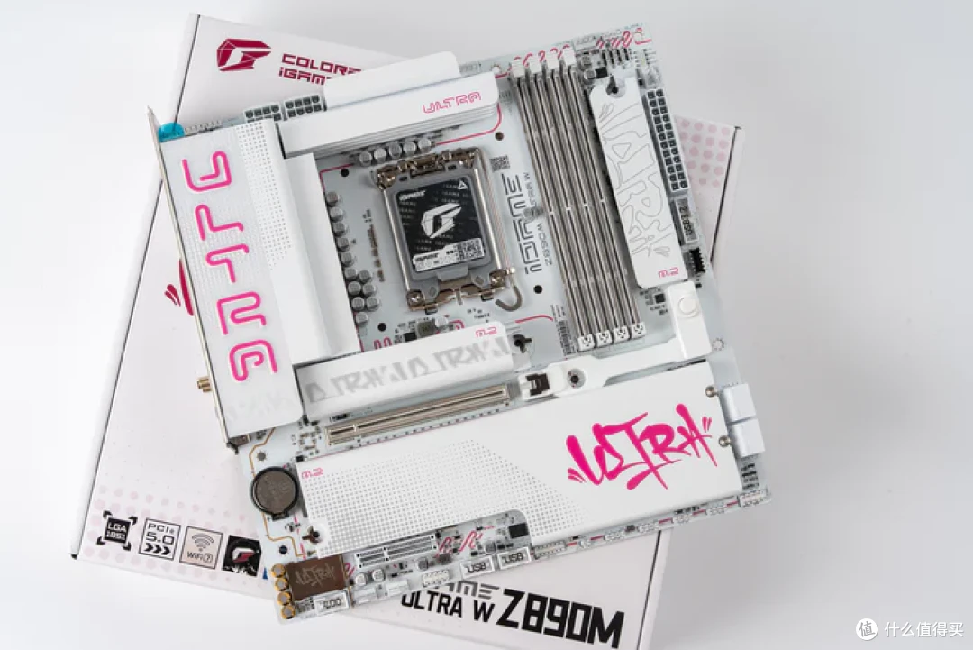 七彩虹iGame Z890M ULTRA W+索泰RTX5070天启+乔思伯D33装机展示