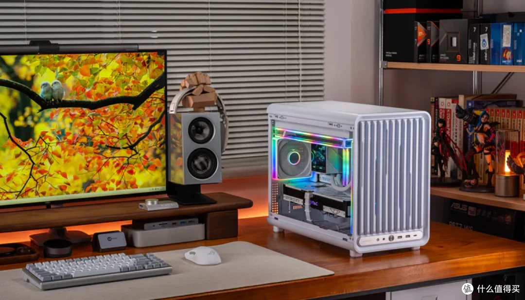 七彩虹iGame Z890M ULTRA W+索泰RTX5070天启+乔思伯D33装机展示