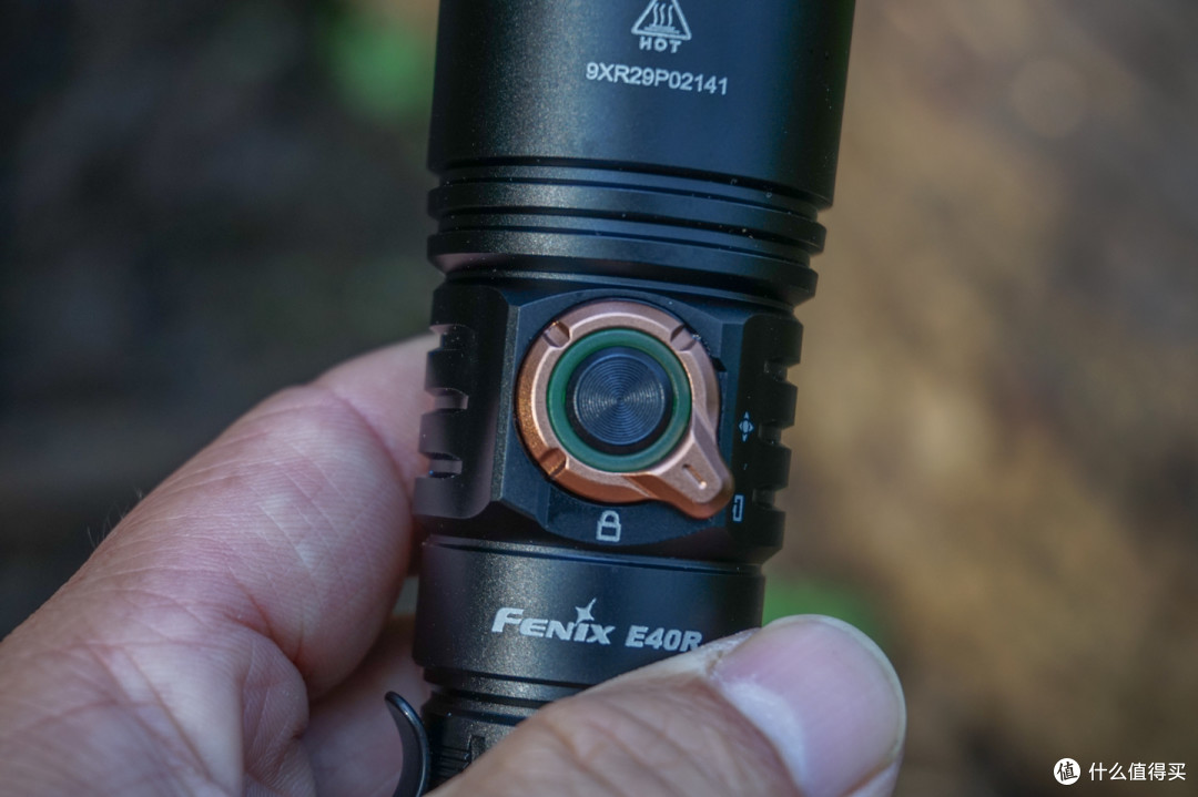 FENIX E40R深度体验,5000流明近距离补光利器