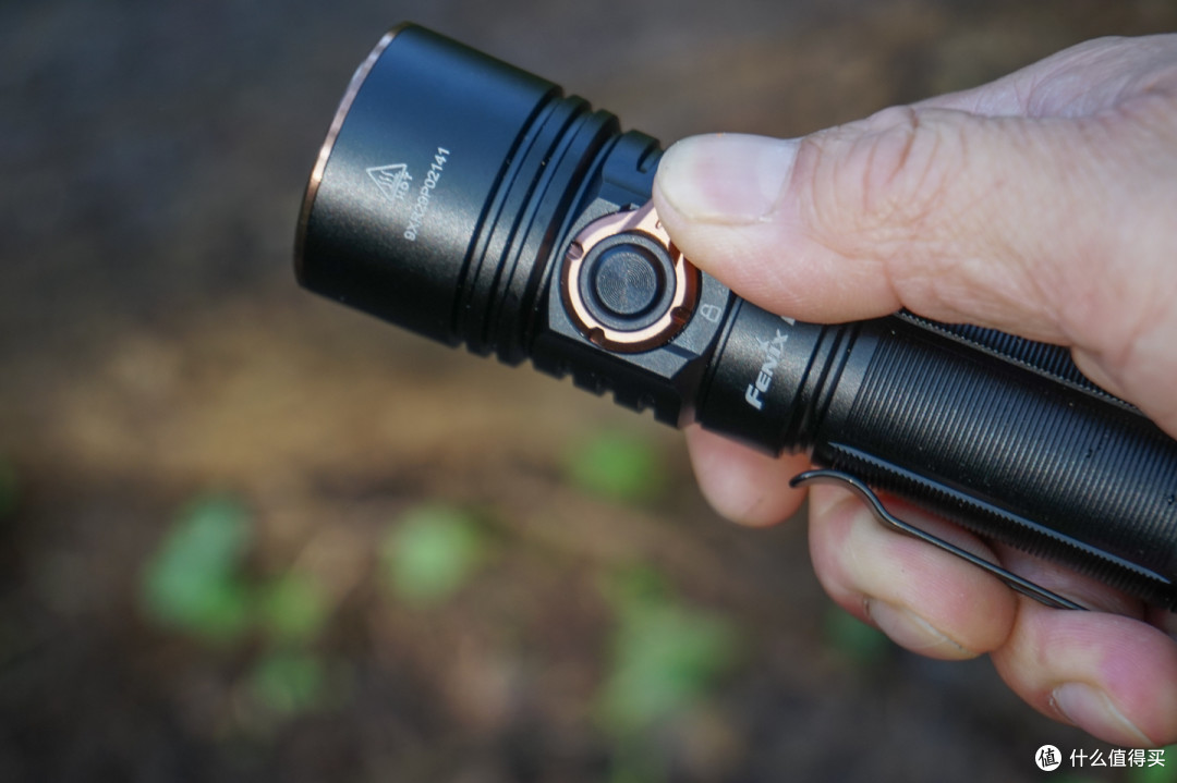 FENIX E40R深度体验,5000流明近距离补光利器