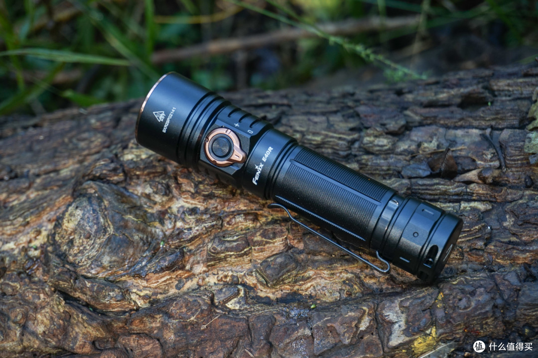 FENIX E40R深度体验,5000流明近距离补光利器
