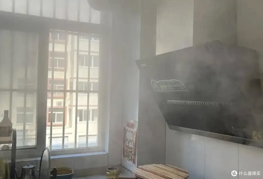 44 岁确诊肺癌，喉咙早就在报警，她却当成了咽炎！