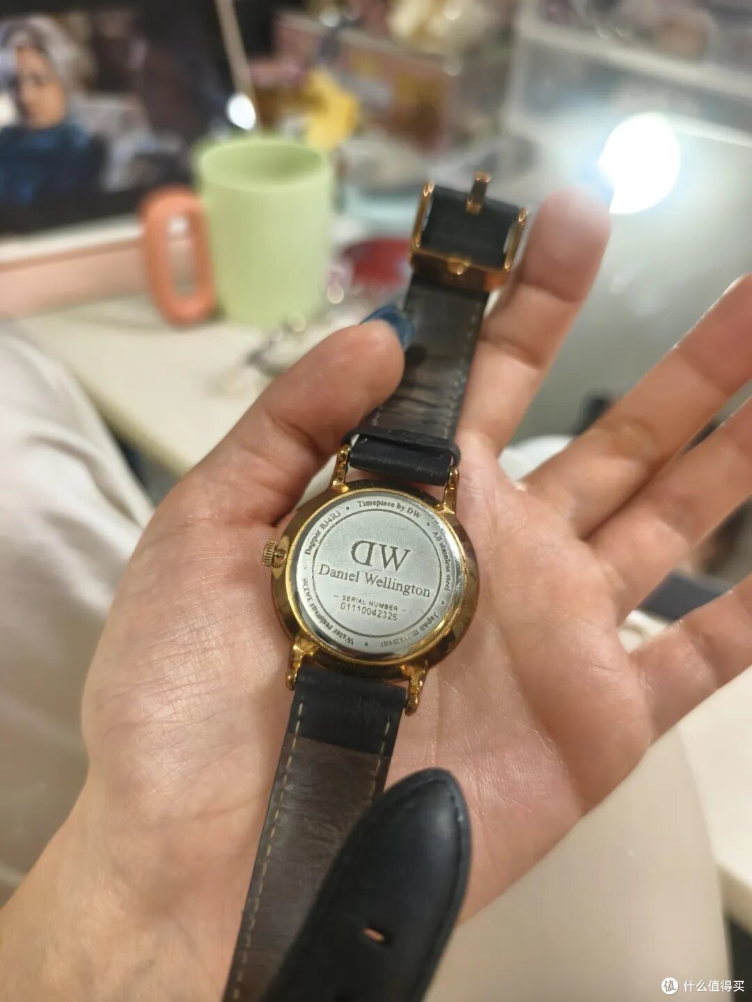 断舍离后才发现:那些年花重金买的东西,如今半价都没人要!