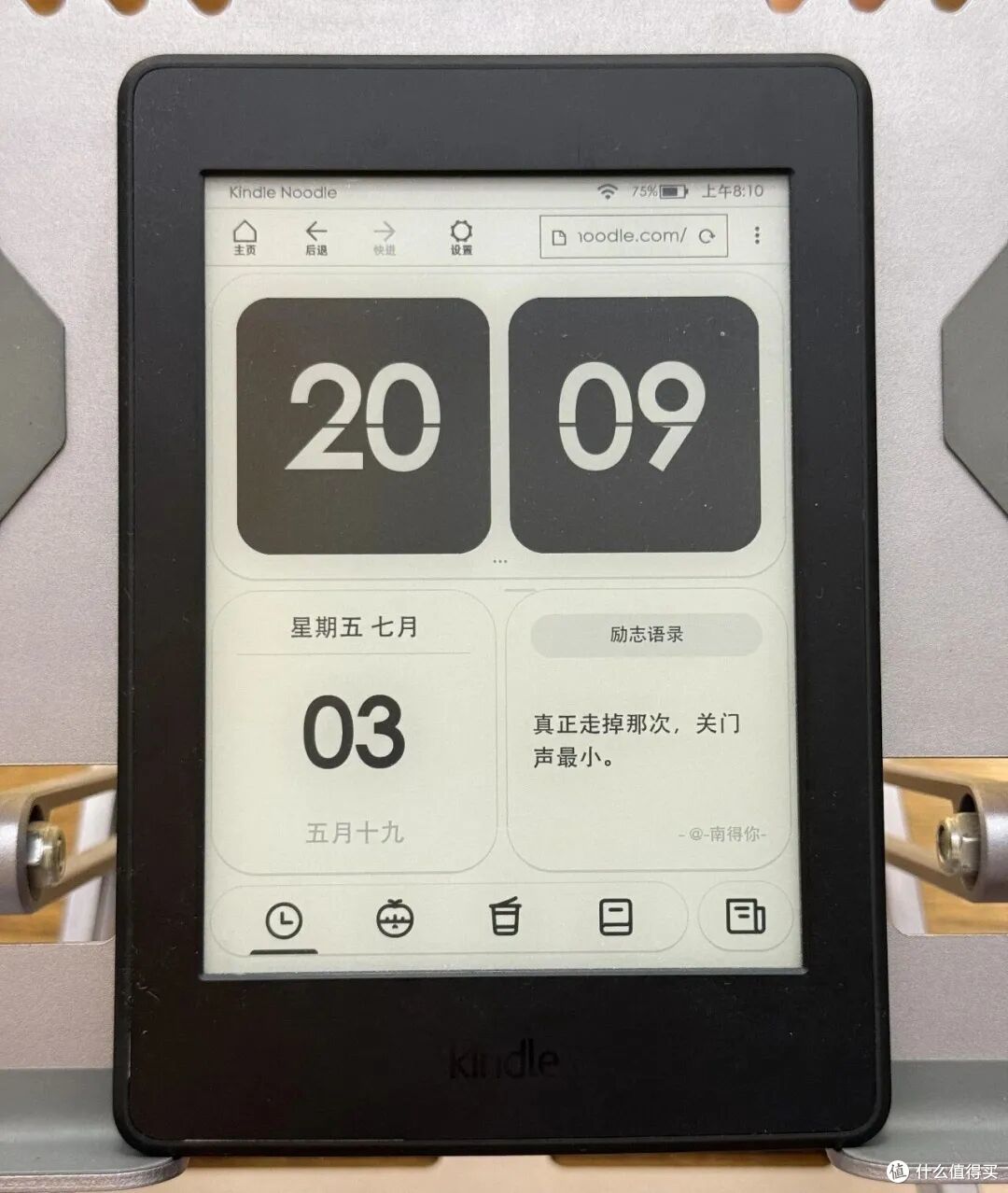 断舍离后才发现:那些年花重金买的东西,如今半价都没人要!